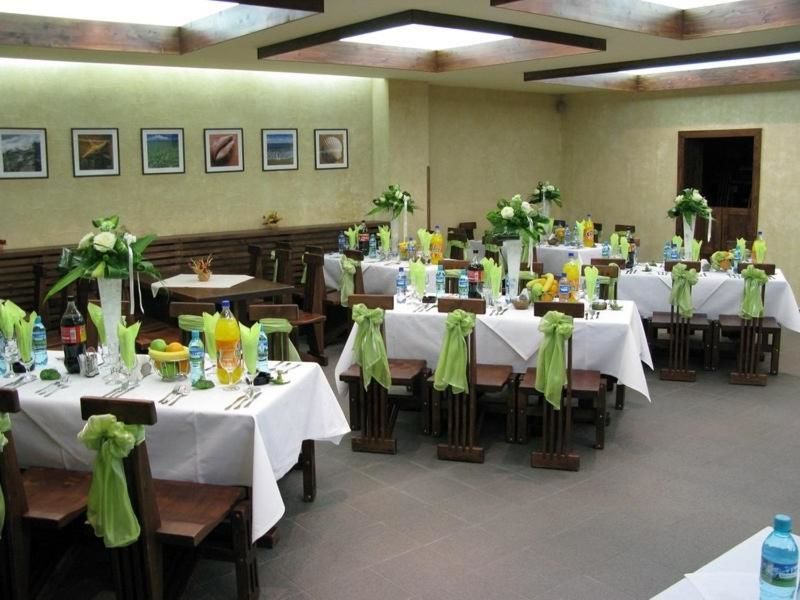 Отель Hotel Oasis Брашов-44