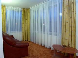 Отель Hotel Oasis Брашов Полулюкс-4