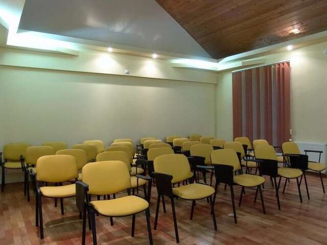 Отель Hotel Oasis Брашов-46